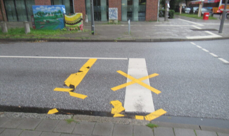 Selbstklebendes Bodenmarkierungsband