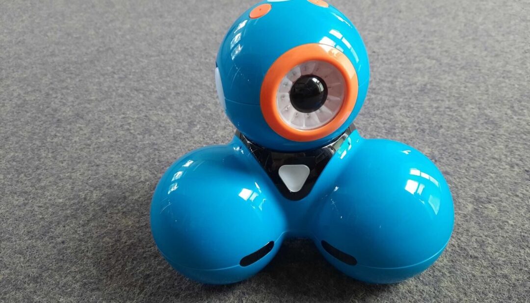 SpieleUniversum: Robotik für Kinder mit Dash