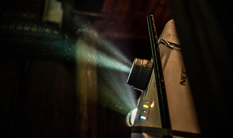 Rineuto Lichtspiele im M1