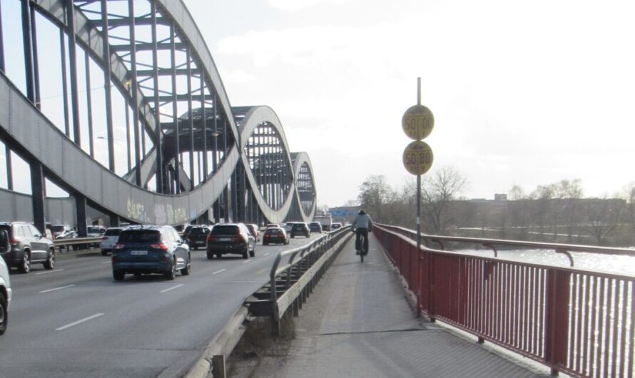 ADFC fordert Behelfsbrücke