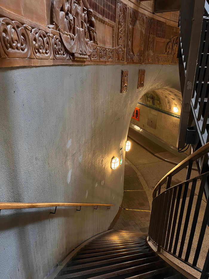 Blick Treppe runter.